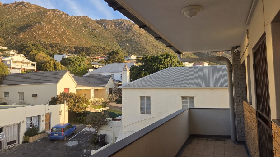 2 Bedroom Property for Sale in Gordons Bay Village Western Cape